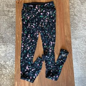 VS sport knock out leggings with stirrups